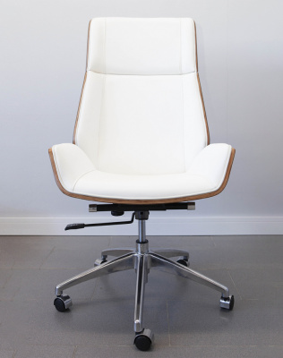 Кресло из натуральной кожи, каркас дерево арт. FX-BC06 - купить в Березниках. Цена 34 820.52 руб.