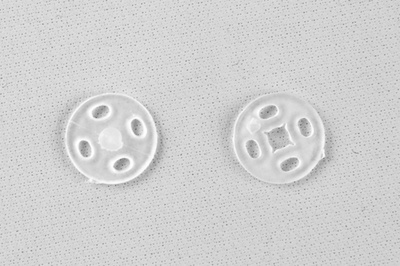 Кнопки пришивные пластиковые 10 мм, блистер 24шт, цв.-прозрачные - купить в Березниках. Цена: 48.41 руб.
